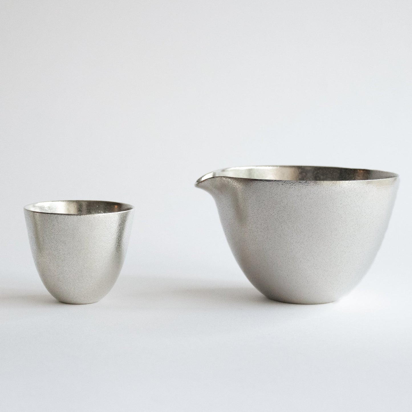 《シンプルな錫の片口》シンプルデザイン・スタッキング・普段使い | NAGAE+