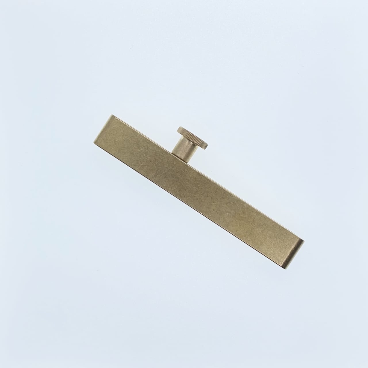 《真鍮のボトルオープナー Brass bottle opener》a.278オリジナル