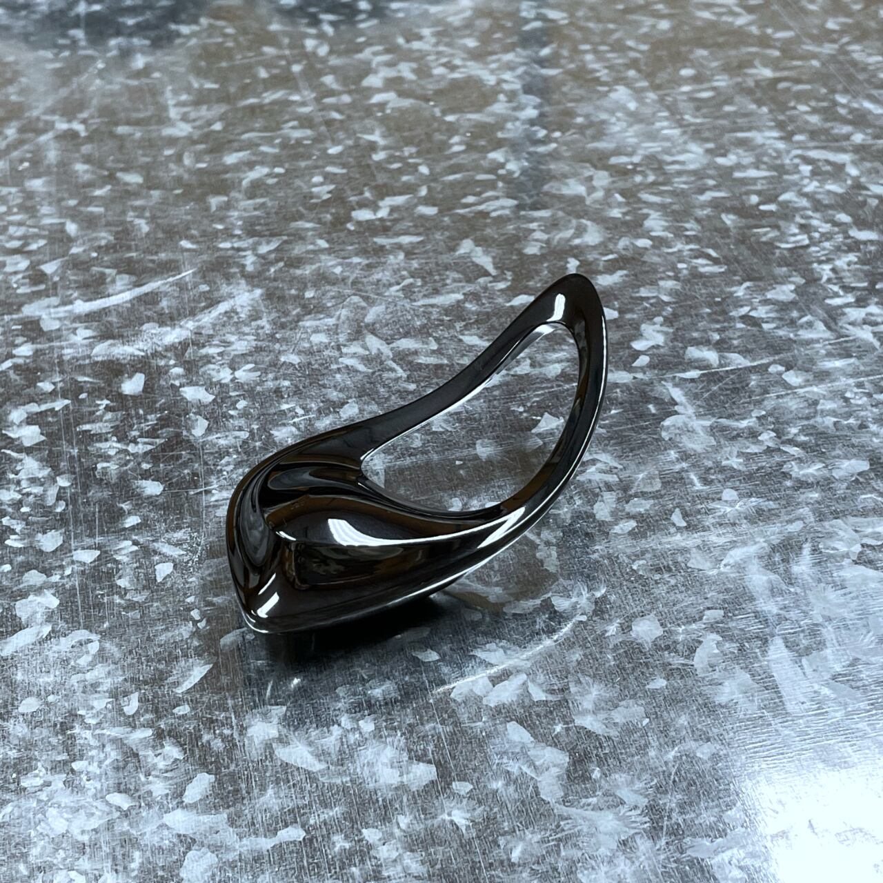 《黒いアルミのカッサ》DLC（ダイヤモンド・ライク・カーボン）コーティング｜NAGAE+ collinette lymph（コリネット リンプ）DLC