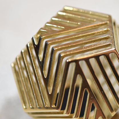 《a.278別注・真鍮製のコーン型香用香炉》老舗鋳物メーカによるロストワックス精密鋳造の透かしの技 CAGE P｜ifuki