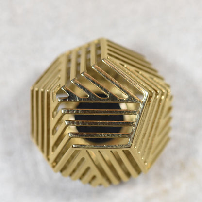 《a.278別注・真鍮製のコーン型香用香炉》老舗鋳物メーカによるロストワックス精密鋳造の透かしの技 CAGE P｜ifuki