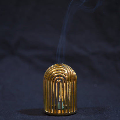 《a.278別注・真鍮製のコーン型香用香炉》老舗鋳物メーカによるロストワックス精密鋳造の透かしの技 CAGE A｜ifuki