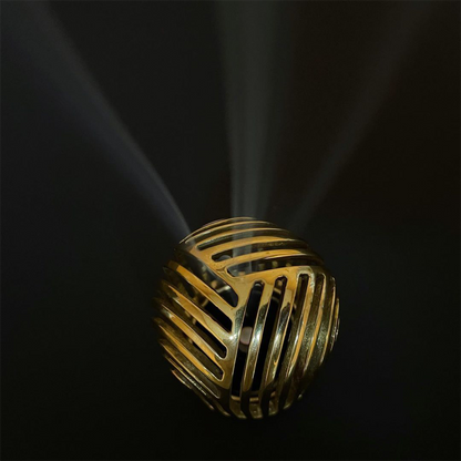 《a.278別注・真鍮製のコーン型香用香炉》老舗鋳物メーカによるロストワックス精密鋳造の透かしの技 CAGE A｜ifuki