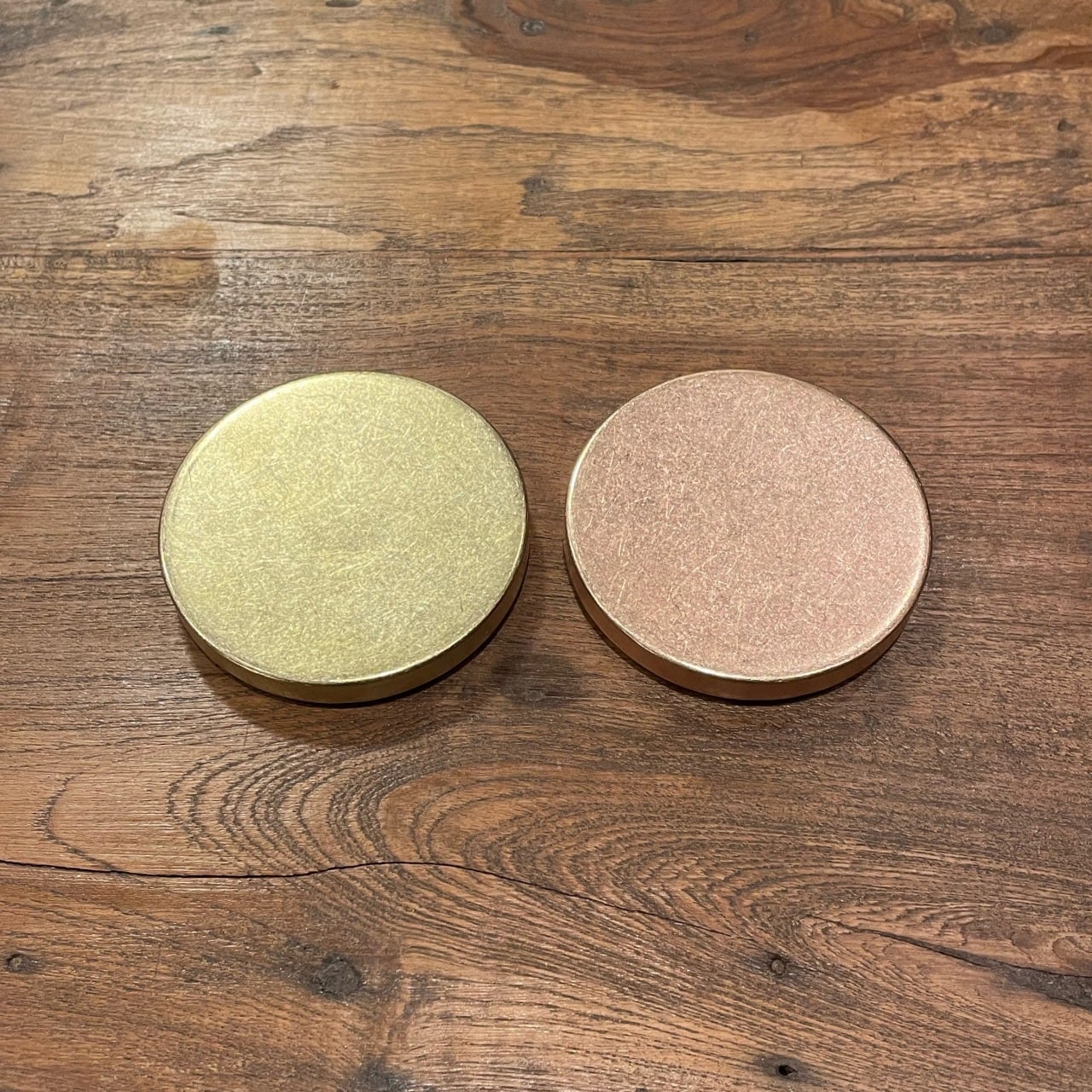 《真鍮の蓋つき丸型トレイ（シャーレ）》BRASS SCHALE | PICUS