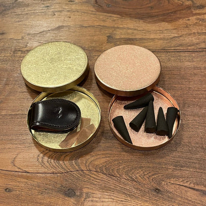 《真鍮の蓋つき丸型トレイ（シャーレ）》BRASS SCHALE | PICUS