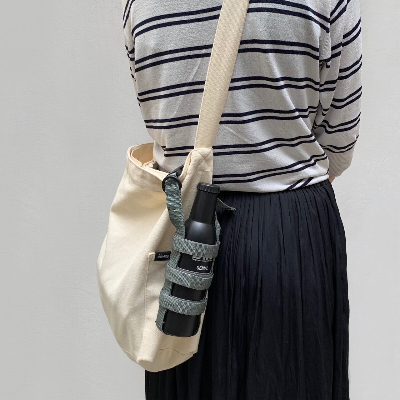 《フリーサイズ　タンブラー、ボトル用ハーネス》ボトルハーネス | genial