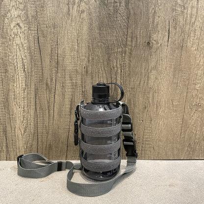 《フリーサイズ　タンブラー、ボトル用ハーネス》ボトルハーネス | genial