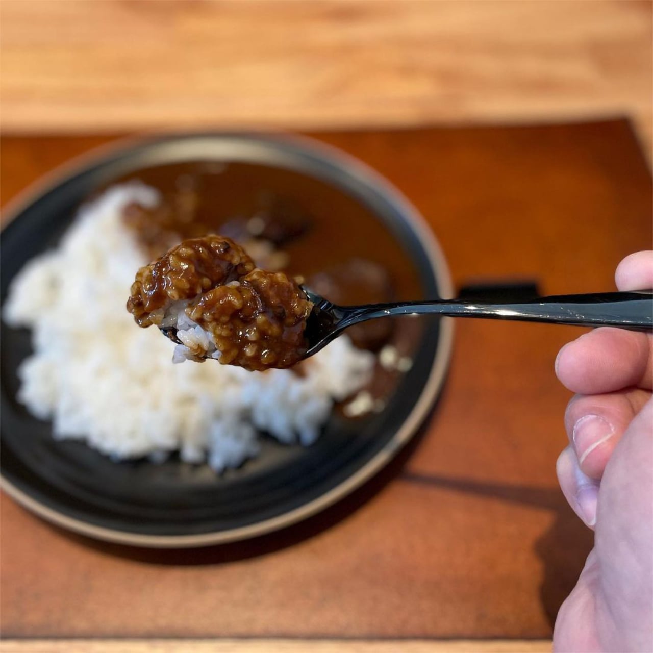 《スプーン職人が最高の口当たりと、究極のなめらかさを追求したカレー＆チャーハン専用スプーン》 a.278別注オリジナル仕様