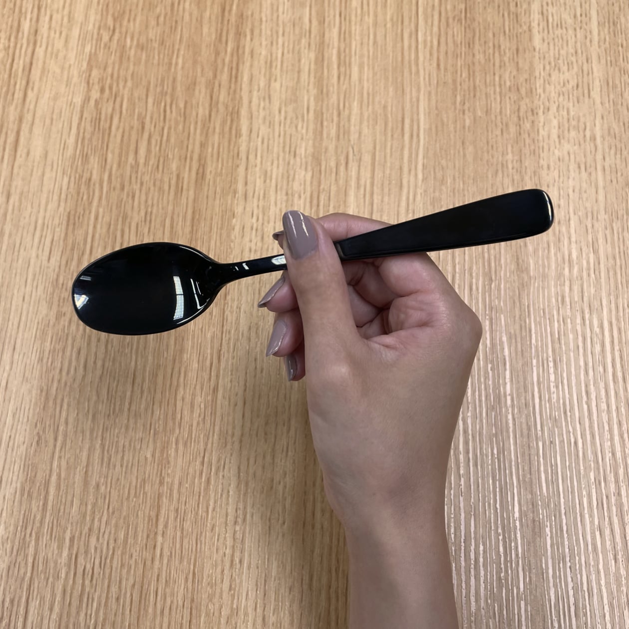 《スプーン職人が最高の口当たりと、究極のなめらかさを追求したカレー＆チャーハン専用スプーン》 a.278別注オリジナル仕様