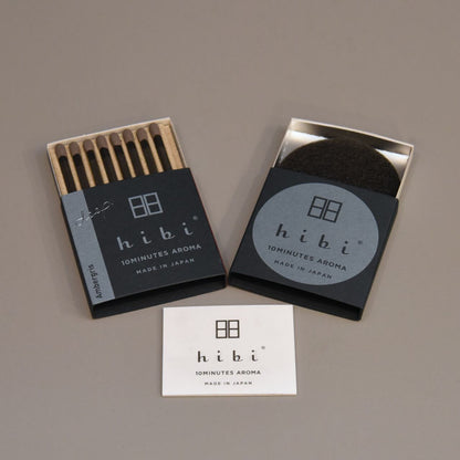 hibi 10MINUTES AROMA deep. Ambergris（アンバー）レギュラーボックス 8本入り／専用マット付き