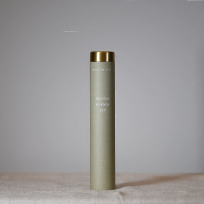 《フランキンセンスとジュニパーベリーのお香（バンブーインセンス）"真鍮の香立てセット”》Frankincense & Juniperberry - Addition Studio