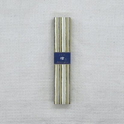 《定番・和のお香》檜の香り（線香タイプ）｜日本香堂 かゆらぎ