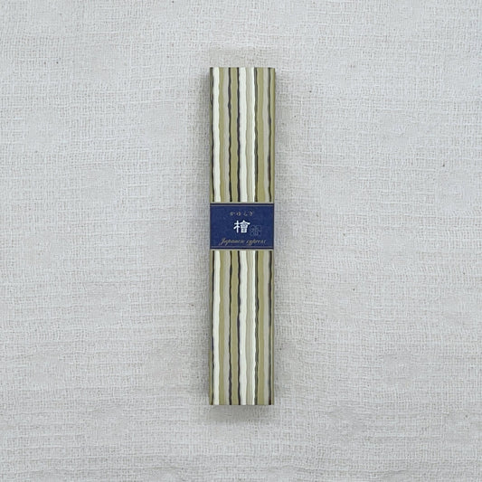 《定番・和のお香》檜の香り（線香タイプ）｜日本香堂 かゆらぎ