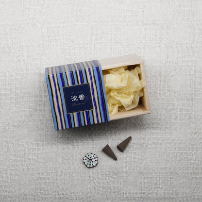《定番・和のお香》沈香の香り（コーンタイプ）｜日本香堂 かゆらぎ