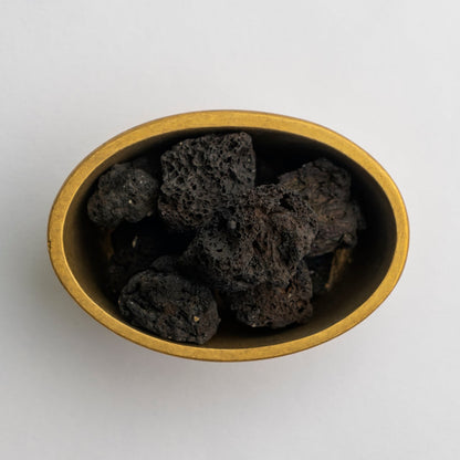 《溶岩石と真鍮鋳物のアロマ・ディフューザー》鋳銅 溶岩石楕円香器 | 銀雅堂