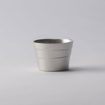 《錫（純度99.99%）の酒器・お猪口》静波お猪口｜銀雅堂（ぎんがどう）