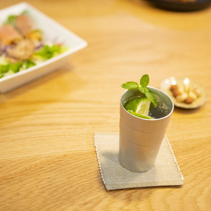 《錫（純度99.99%）の酒器・ビールタンブラー》静波ビールタンブラー｜銀雅堂（ぎんがどう）