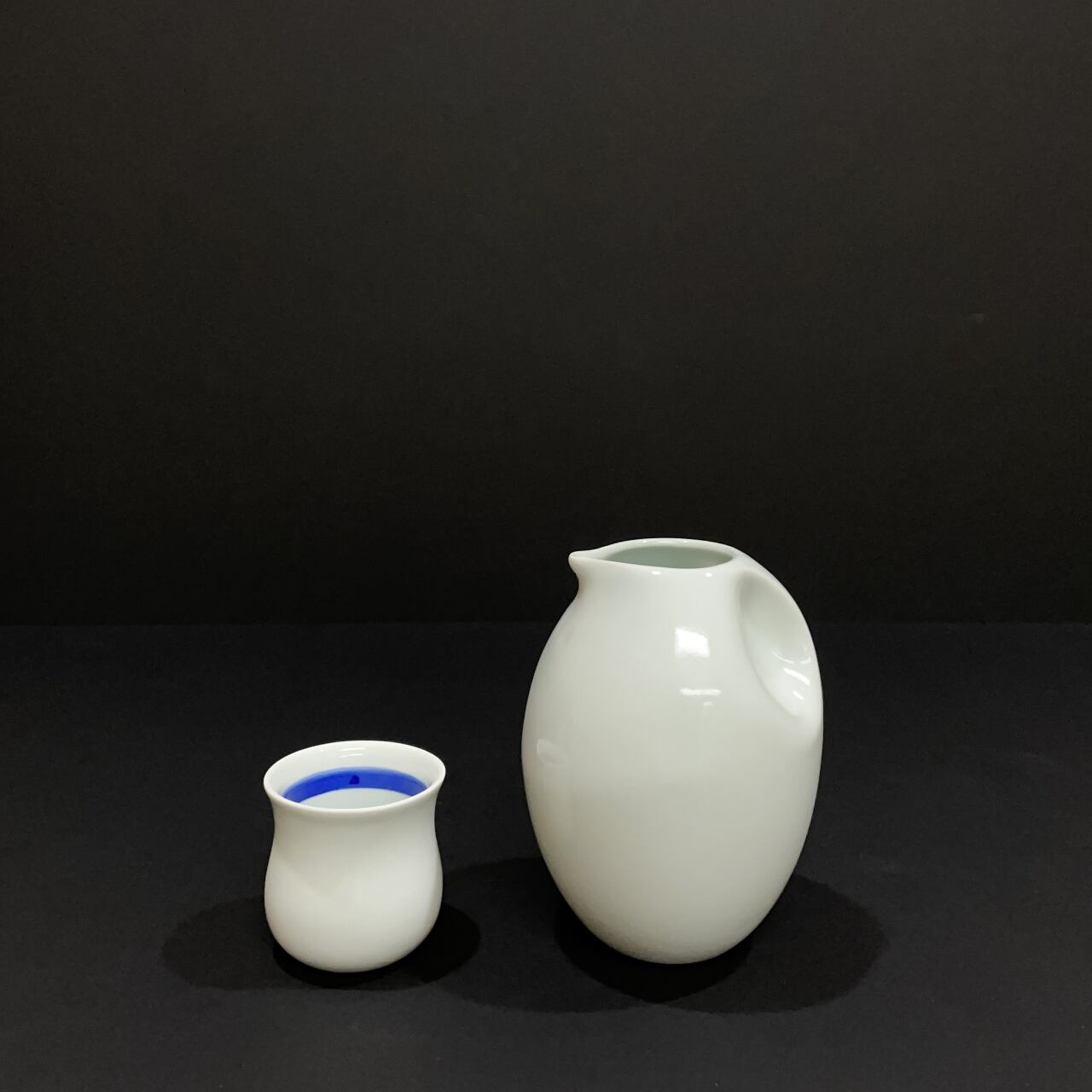 《日本酒Bar”古風路”がリリースする酒器 ”おちょこ”》kome. | Tokuri (SAKE Bar 古風路）