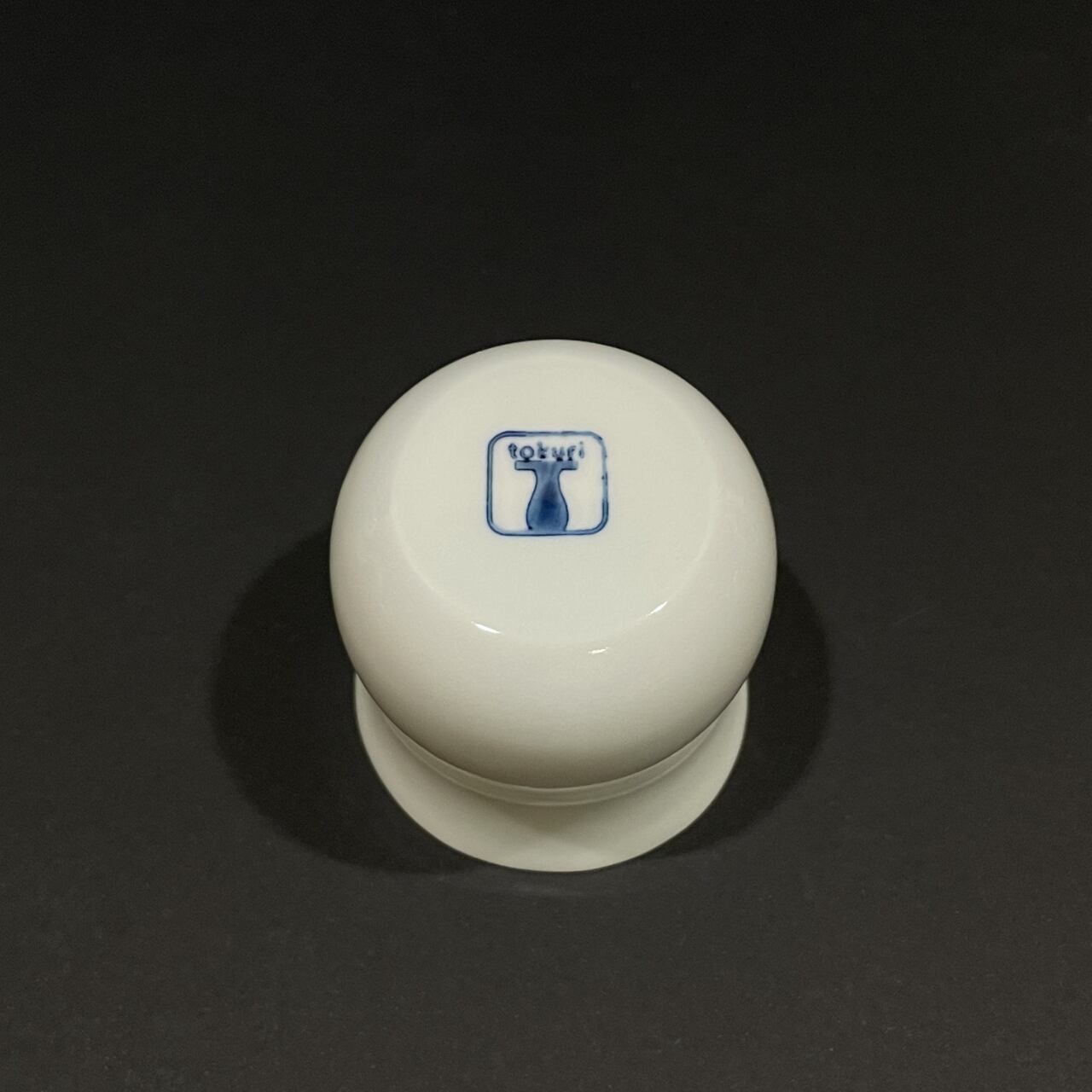 《日本酒Bar”古風路”がリリースする酒器 ”おちょこ”》kome. | Tokuri (SAKE Bar 古風路）