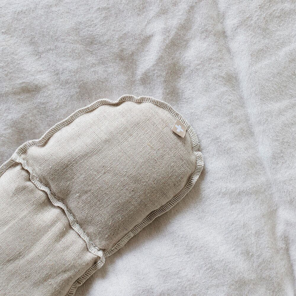 《天然素材のアロマ・アイピロー》Eye Pad - Addition Studio