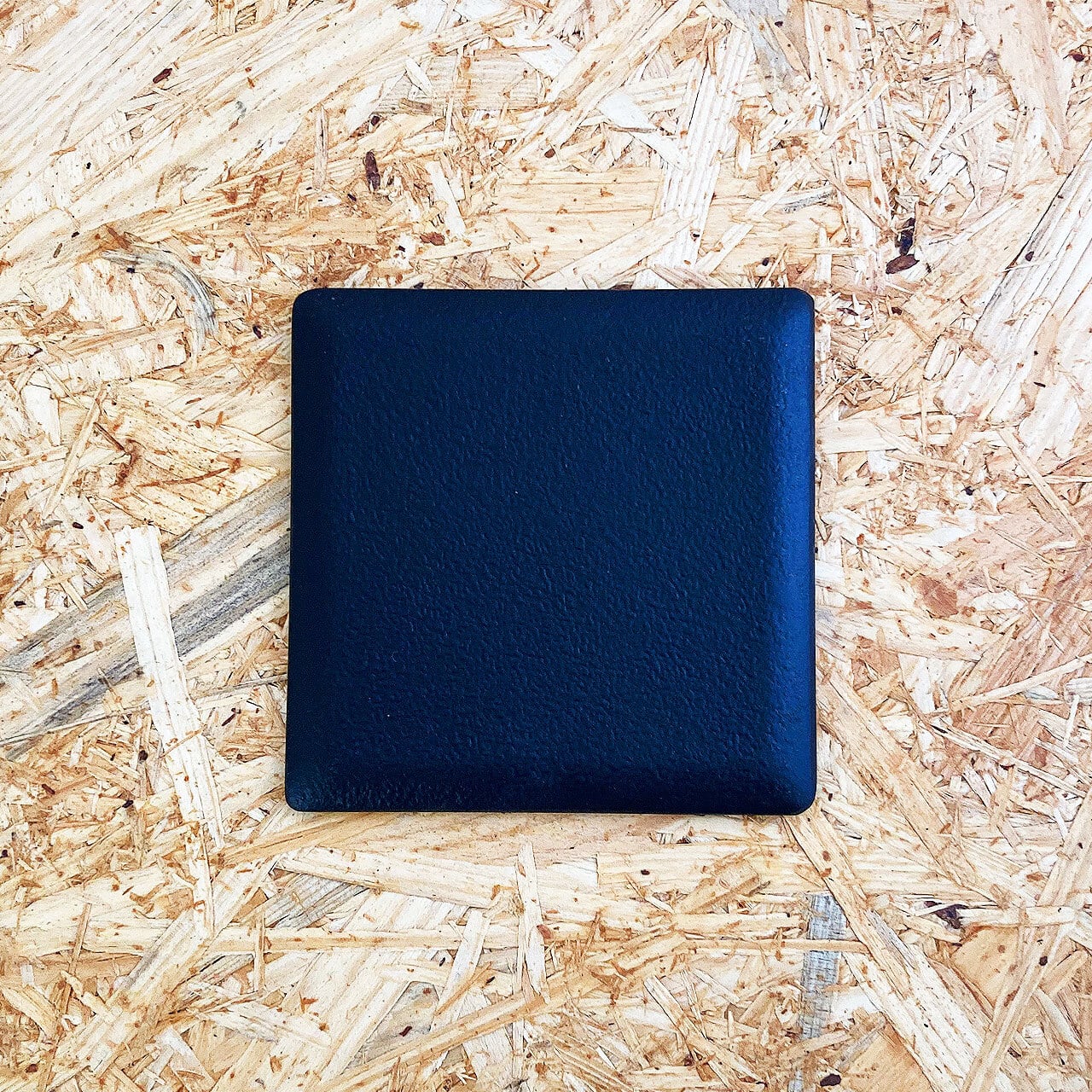 《アルミ鋳物のトレイ》スクエア (四角) トレイ S | シルバー / ブラック