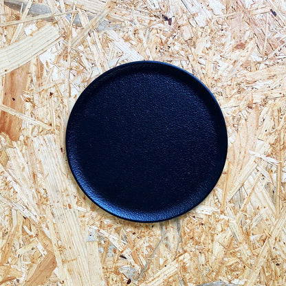 《アルミ鋳物のトレイ》ラウンド (丸形) トレイ L | シルバー / ブラック