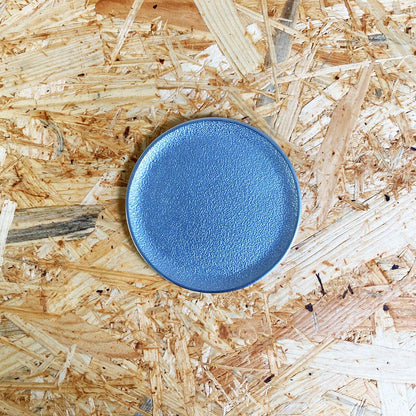 《アルミ鋳物のトレイ》ラウンド (丸形) トレイ S | シルバー / ブラック