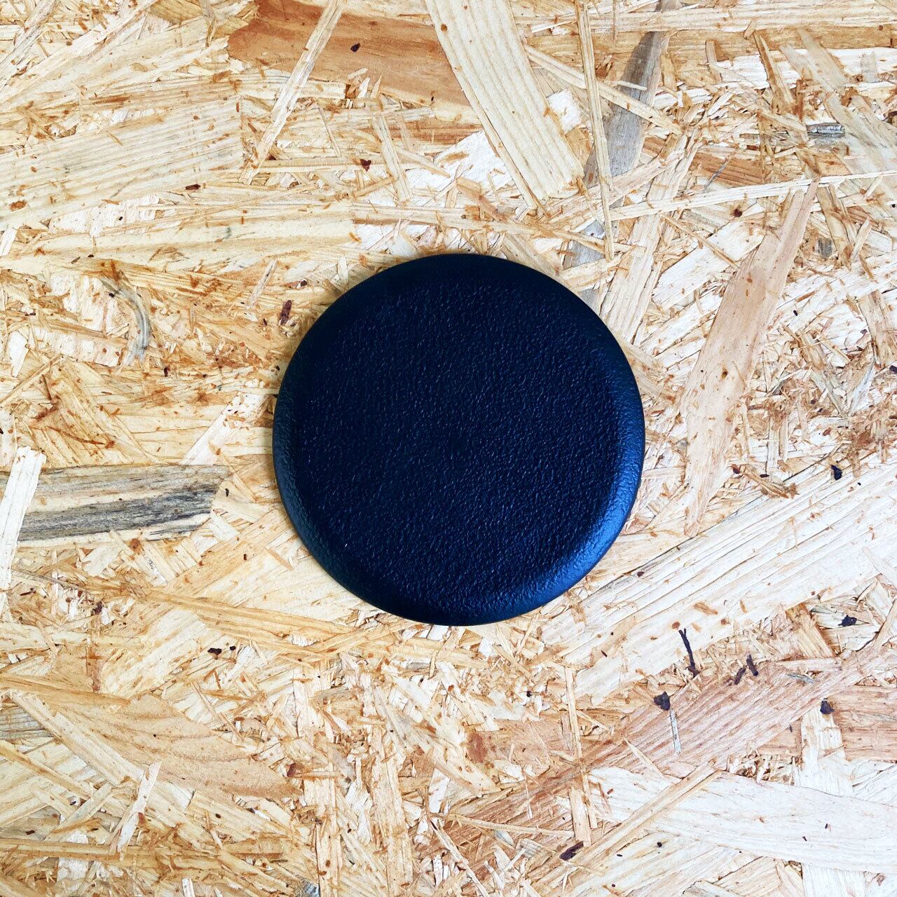 《アルミ鋳物のトレイ》ラウンド (丸形) トレイ S | シルバー / ブラック