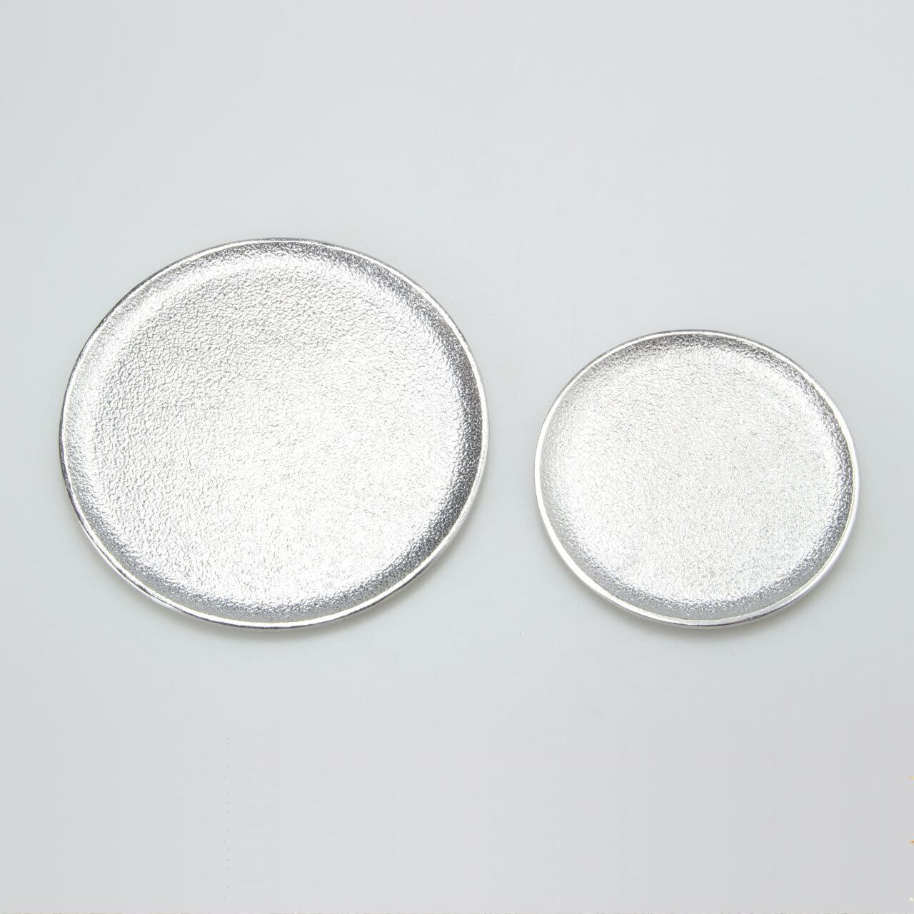 《アルミ鋳物のトレイ》ラウンド (丸形) トレイ S | シルバー / ブラック
