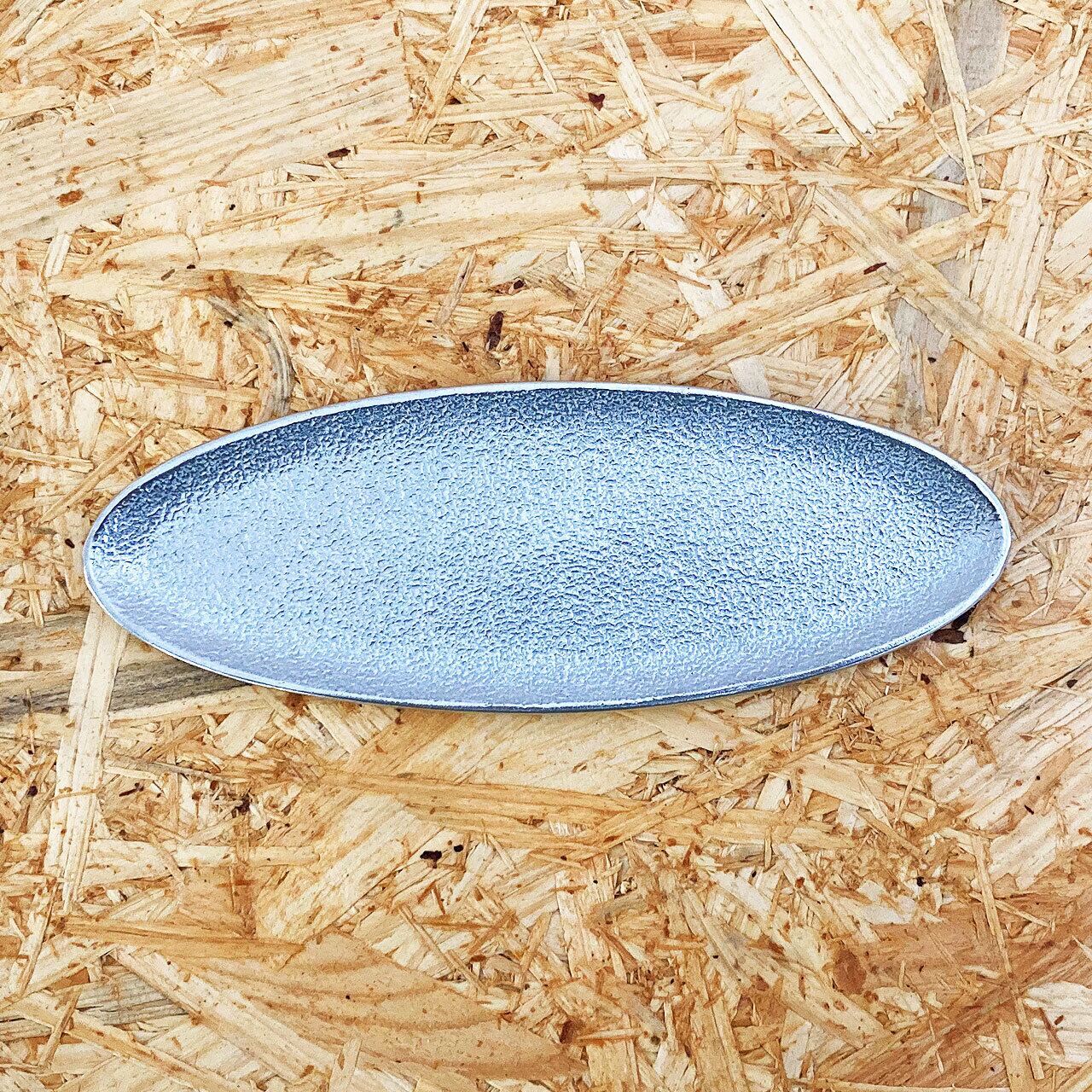 《アルミ鋳物のトレイ》オーバル (楕円) トレイ L | シルバー / ブラック