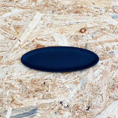 《アルミ鋳物のトレイ》オーバル (楕円) トレイ S | シルバー / ブラック