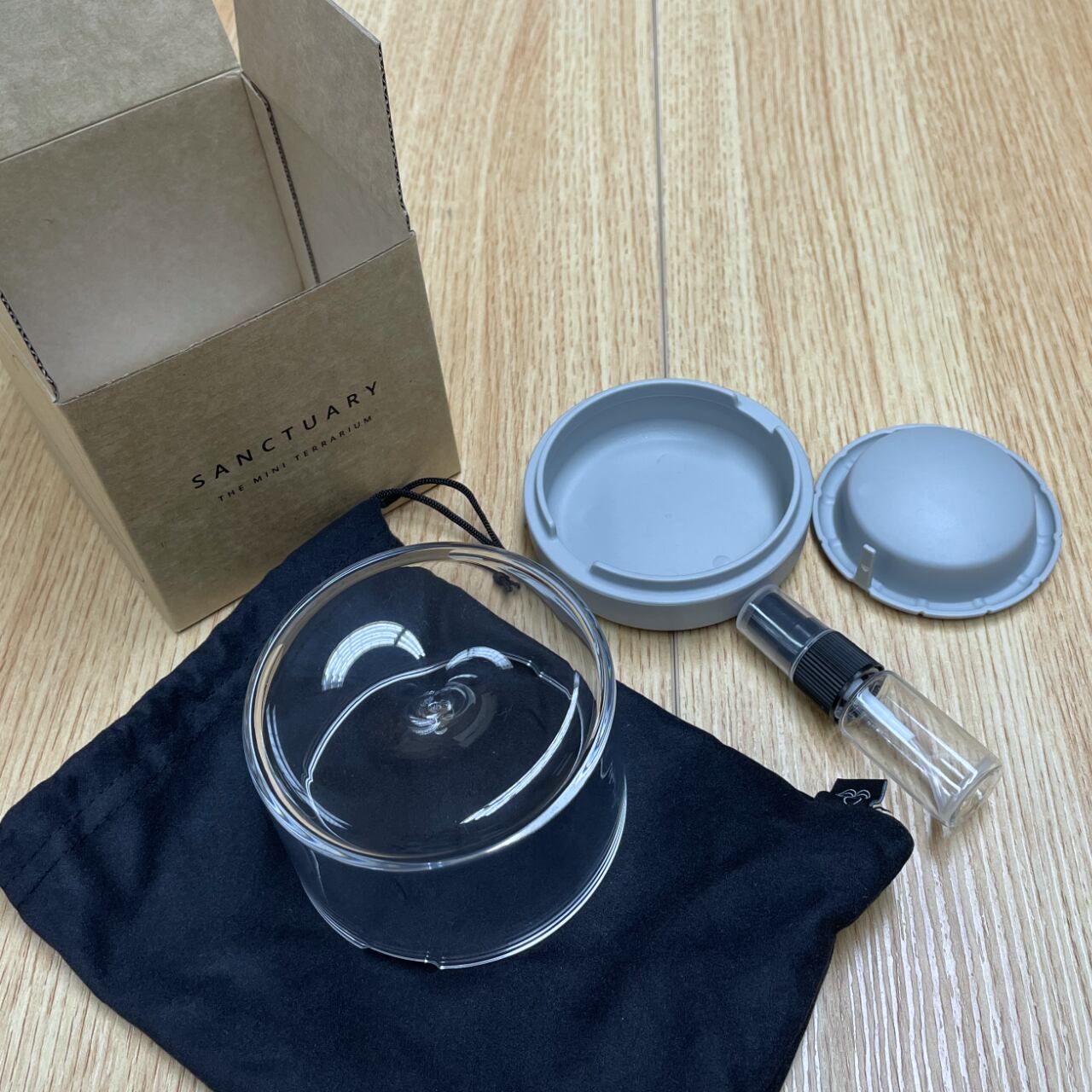 《小さな苔テラリウム・パルダリウム用容器》Sanctuary S2 Terrarium チャコール/グレー（苔は付属しません） | Botanica
