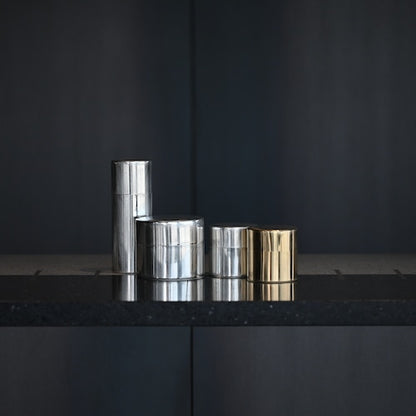 《ブリキ製の丸缶（大）》丸缶（大）| SyuRo