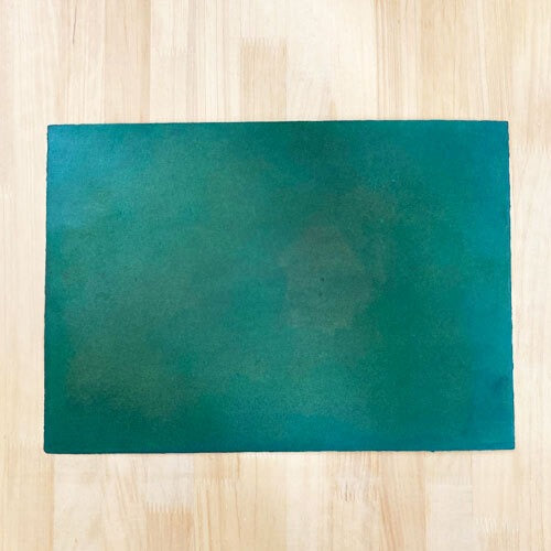 《漆でコーティングした越前和紙のテーブルマット》UruWashi-sheet A3判（420x300mm）