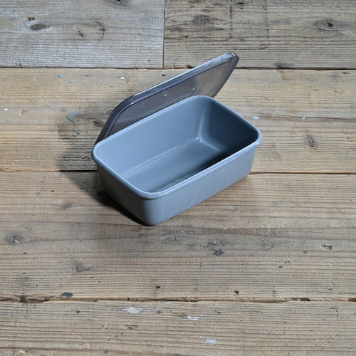 《琺瑯の保存容器（蓋付）/グレイ》＋Gray レクタングル深型Ｍシール蓋付| 野田琺瑯