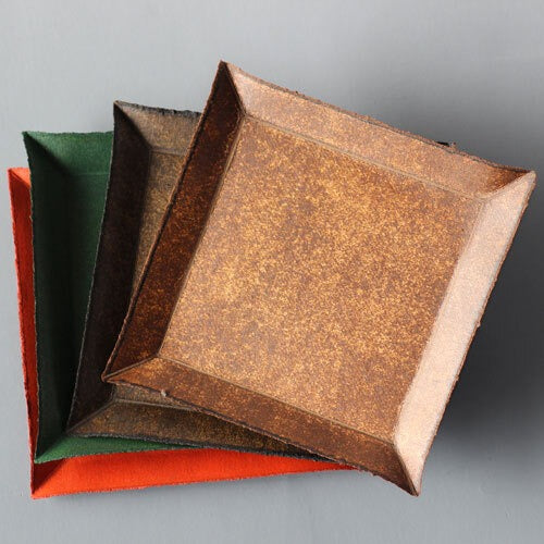《漆でコーティングした越前和紙のトレイ》UruWashi square tray 120x120
