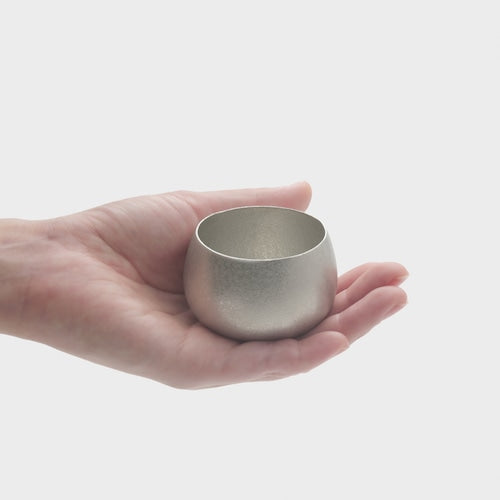 《錫（すず）鋳物製の酒器》猪口｜醪音（もろみね） - 銀雅堂