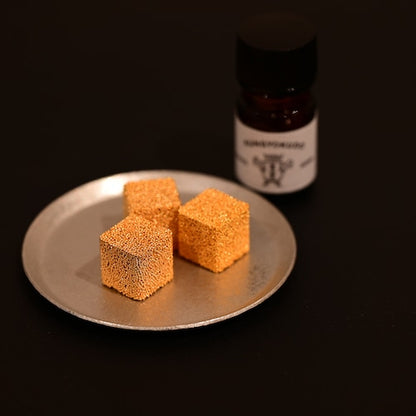 《金属の粒つぶ立方体のアロマディフューザー》 ディフューザー・フレグランスオイルセット| 薫玉堂