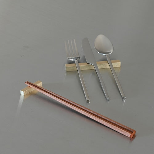 《シンプルな真鍮の箸置き L45》Brass Chopstick Rest L45｜a.278オリジナル