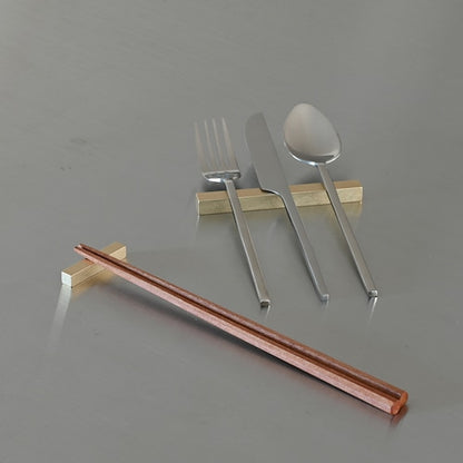 《シンプルな真鍮の箸置き L45》Brass Chopstick Rest L45｜a.278オリジナル