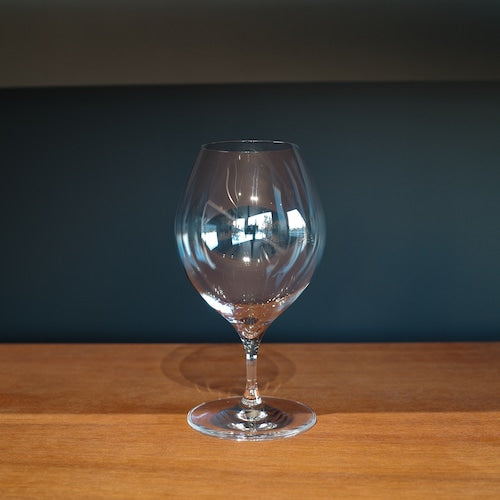 《普段使いにおすすめのオールラウンドなワイングラス15oz》ピッコロ 15oz ワイン | 木村硝子店