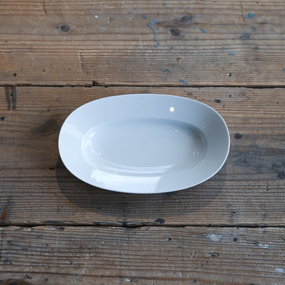《ちょうどいいオーバルプレート》Oval Plate M - dew white | yumiko iihoshi porcelain